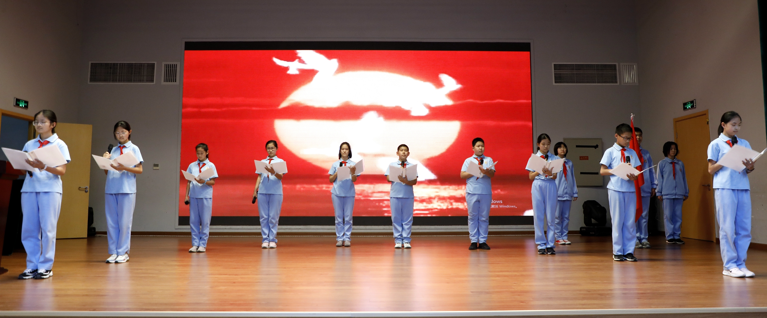 诗朗诵《中华少年》