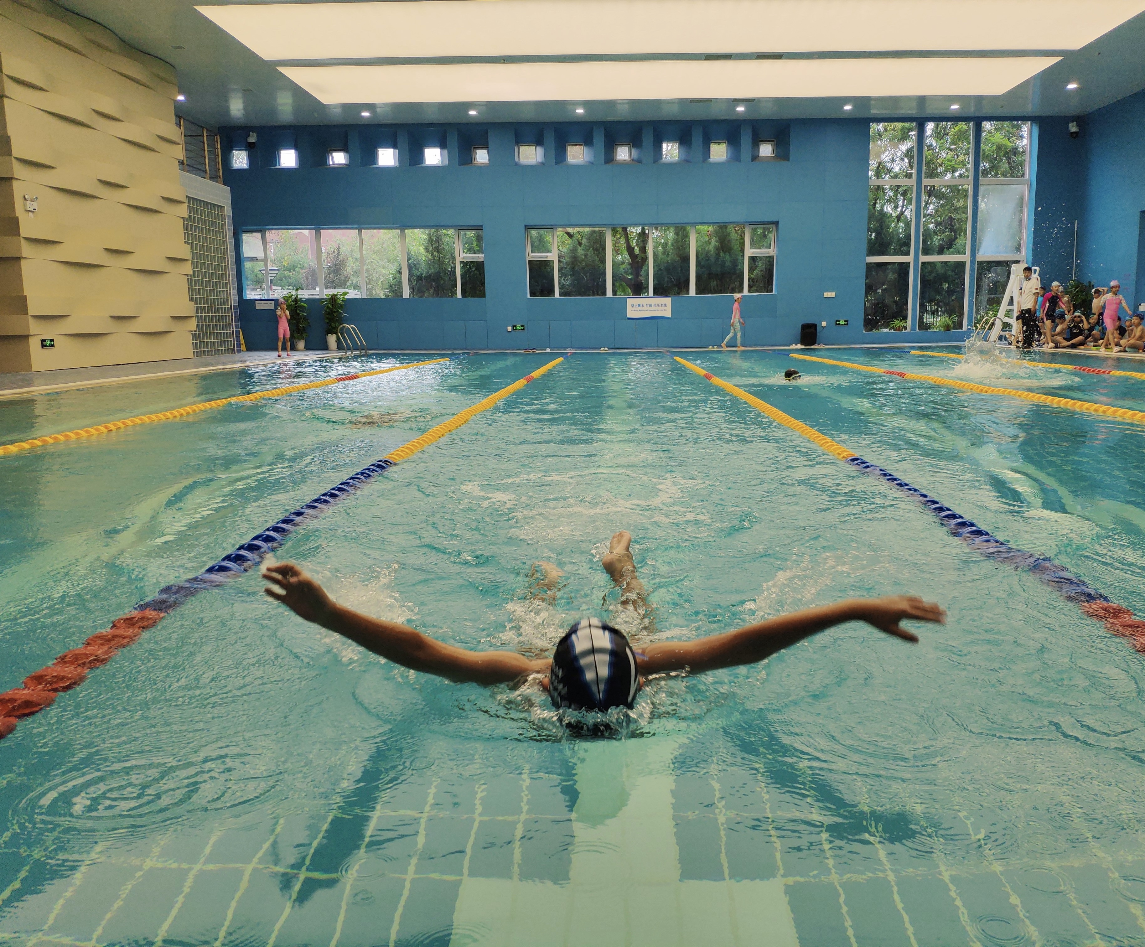 第一届游泳比赛暨小学游泳队选拔赛-北京外国语大学附属外国语学校